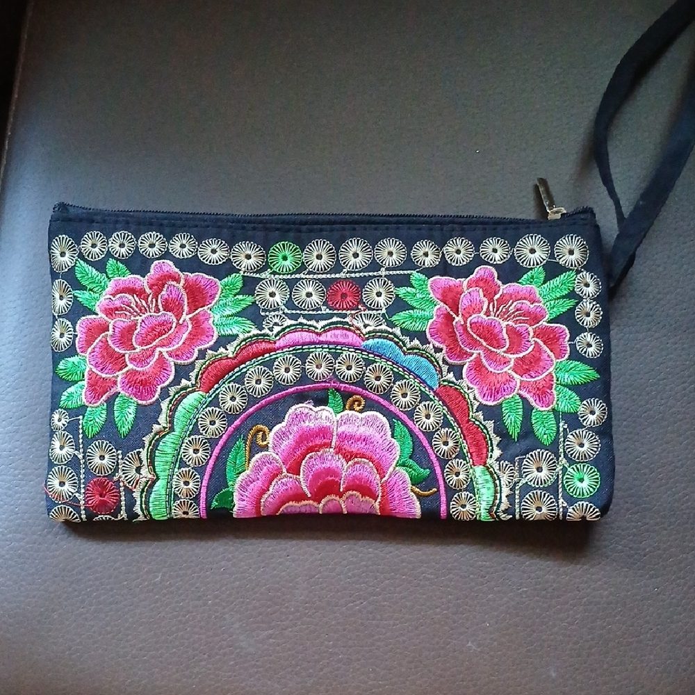 Floral Embroidered Clutch - Black and Pink